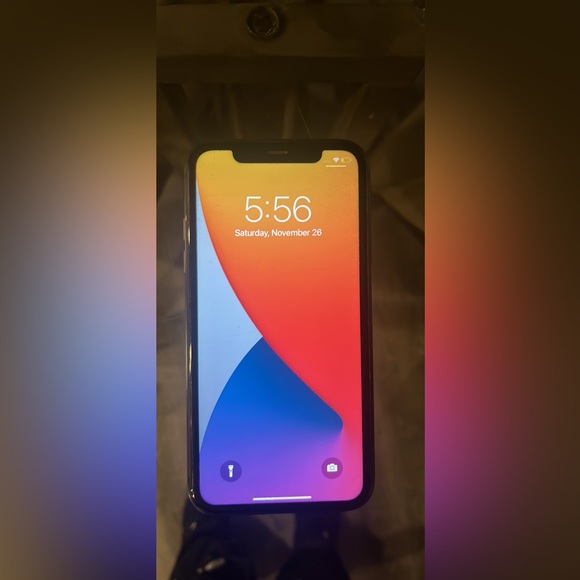 iphone 11, black. good condition - Picture 3 of 4